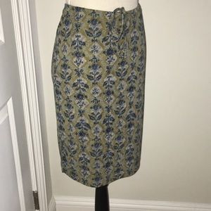 ⭐️2/$30 Rampage knee length skirt